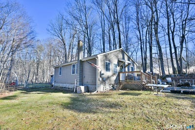 /international/us/1605-route-197-woodstock-ct-110106760634/