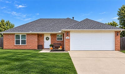 /international/us/1090-sunflower-street-centerton-ar-110110212855/