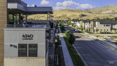 /international/us/4340-e-haystack-st-boise-id-110099041865/