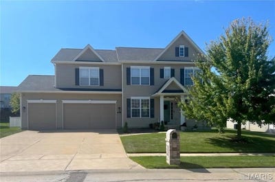 /international/us/704-chancellorsville-drive-wentzville-mo-110110342546/