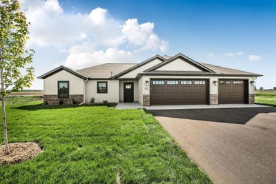 /international/us/833-3rd-ave-court-sw-rice-mn-110106465976/