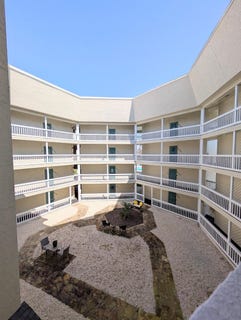 /international/us/4350-intercoastal-dr-little-river-sc-110107055483/