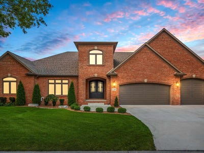 /international/us/3708-riverview-terrace-n-road-east-china-mi-110106671270/
