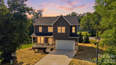 /international/us/1147-10th-street-lane-nw-hickory-nc-110108539129/