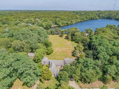 /international/us/350-plum-street-west-barnstable-ma-110100133475/?lang=en