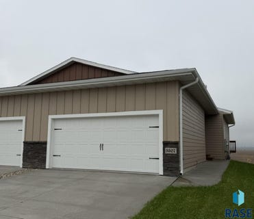 /international/us/3507-s-heather-ave-sioux-falls-sd-110110374796/