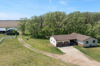 /international/us/13765-161st-avenue-wadena-mn-110108253767/