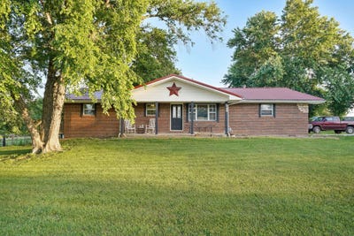 /international/us/924-plank-school-road-marshfield-mo-110108548858/