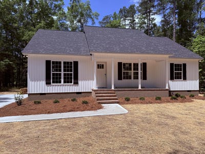 /international/us/73-hickory-street-barnwell-sc-110107278197/