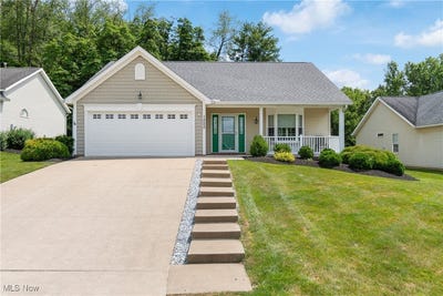 /international/us/1222-white-stone-circle-ne-canton-oh-110100798952/