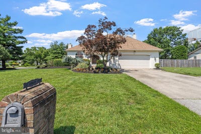 /international/us/32-country-walk-cherry-hill-nj-110100868184/