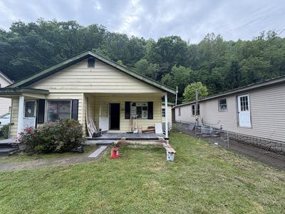 /international/us/2371-pond-creek-rd-mcandrews-ky-110108195185/