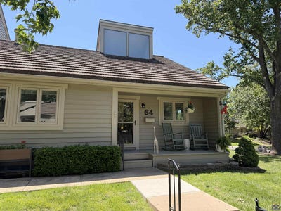 /international/us/64-sw-pepper-tree-ln-topeka-ks-110107953936/
