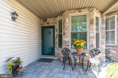 /international/us/3875-nanlyn-farm-circle-doylestown-pa-110110107798/