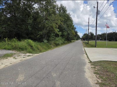 /international/us/303-julia-street-bay-saint-louis-ms-110120054688/