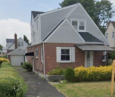 /international/us/227-54-113th-drive-queens-village-ny-110120663206/
