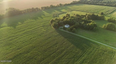 /international/us/16435-county-road-290-asbury-mo-110101097077/