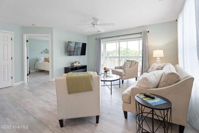 /international/us/3350-club-villas-drive-southport-nc-110103291159/