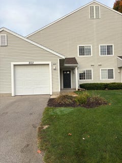 /international/us/203-hunters-lane-ne-rockford-mi-110120537810/
