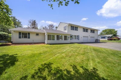 /international/us/86-burley-st-danvers-ma-110100352913/