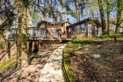 /international/us/28310-shorewood-drive-covert-mi-110107306435/