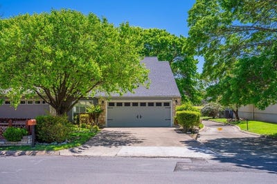 /international/us/530-sand-bend-drive-kerrville-tx-110100164547/