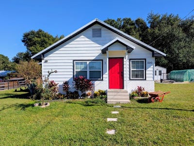 /international/us/15243-s-highway-25-weirsdale-fl-110107057681/