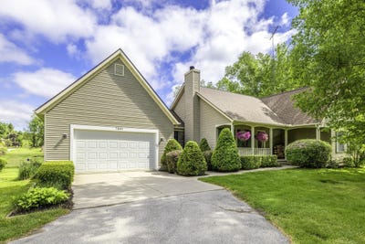 /international/us/7097-aitken-road-lexington-mi-110108707837/