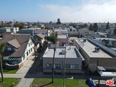 /international/us/712-atlantic-ave-long-beach-ca-110097866515/