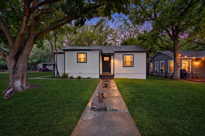 /international/us/1103-n-sherman-street-ennis-tx-110108166794/