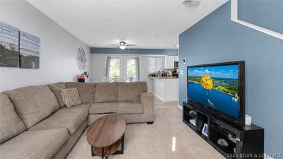 /international/us/1117-redbud-road-osage-beach-mo-110110240245/