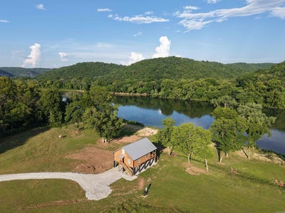 /international/us/75-e-schoolhouse-hollow-road-guion-ar-110100519267/