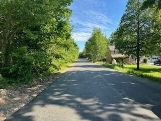 /international/us/671-stream-road-winterport-me-110119913077/