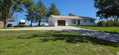 /international/us/31901-vine-macon-mo-110108013182/
