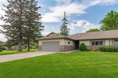 /international/us/1530-e-rose-street-owatonna-mn-110100474918/
