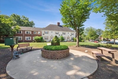 /international/us/46-d-parkway-village-cranford-twp-nj-110101242669/