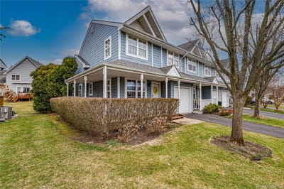 /international/us/83-broadlawn-drive-central-islip-ny-110106814885/