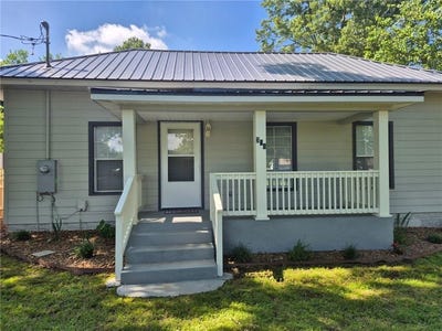 /international/us/301-se-dallas-st-gravette-ar-110100983208/