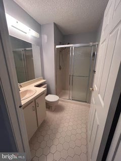 /international/us/20-versailles-court-hamilton-nj-110100309157/