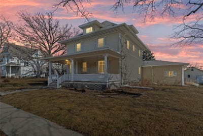 /international/us/621-6th-street-nevada-ia-110106149470/