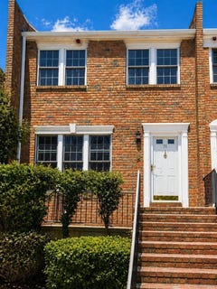 /international/us/71-orchard-street-manhasset-ny-110107788037/
