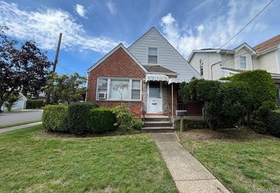 /international/us/501-new-hyde-park-road-new-hyde-park-ny-110107060170/