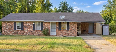 /international/us/397-locust-street-hickory-flat-ms-110120002729/