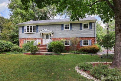 /international/us/1465-thomas-avenue-north-brunswick-nj-110119958092/