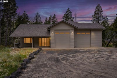 /international/us/747-pacific-dunes-dr-northbend-or-110107722796/