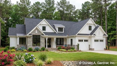 /international/us/2-carolyn-way-culloden-wv-110107658328/