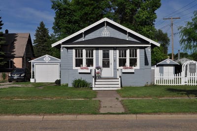 /international/us/705-11th-ne-st-cooperstown-nd-110108753962/
