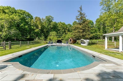 /international/us/90-sharon-mountain-road-sharon-ct-110107289920/