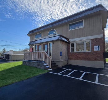 /international/us/231-s-plank-newburgh-ny-110108548348/