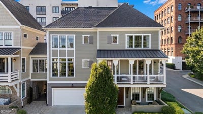 /international/us/241-mcaffee-street-woodstock-ga-110110080563/